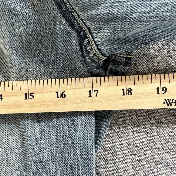 Old Navy Denim Jean Jacket Women Size Medium Blue Button Up 100% Cotton Trucker - Picture 6 of 12